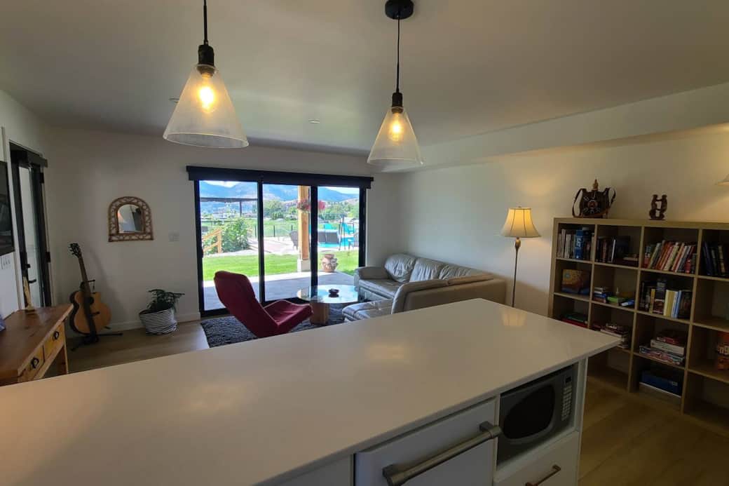 Another angle of the suite.