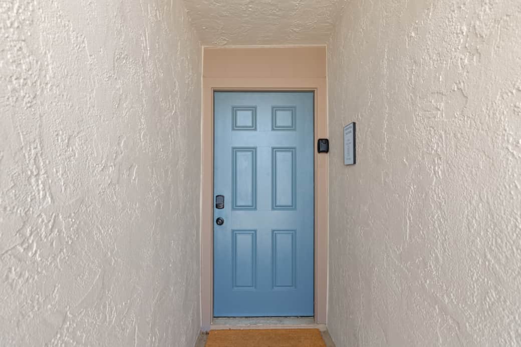 ENTRANCE ENTRANCE