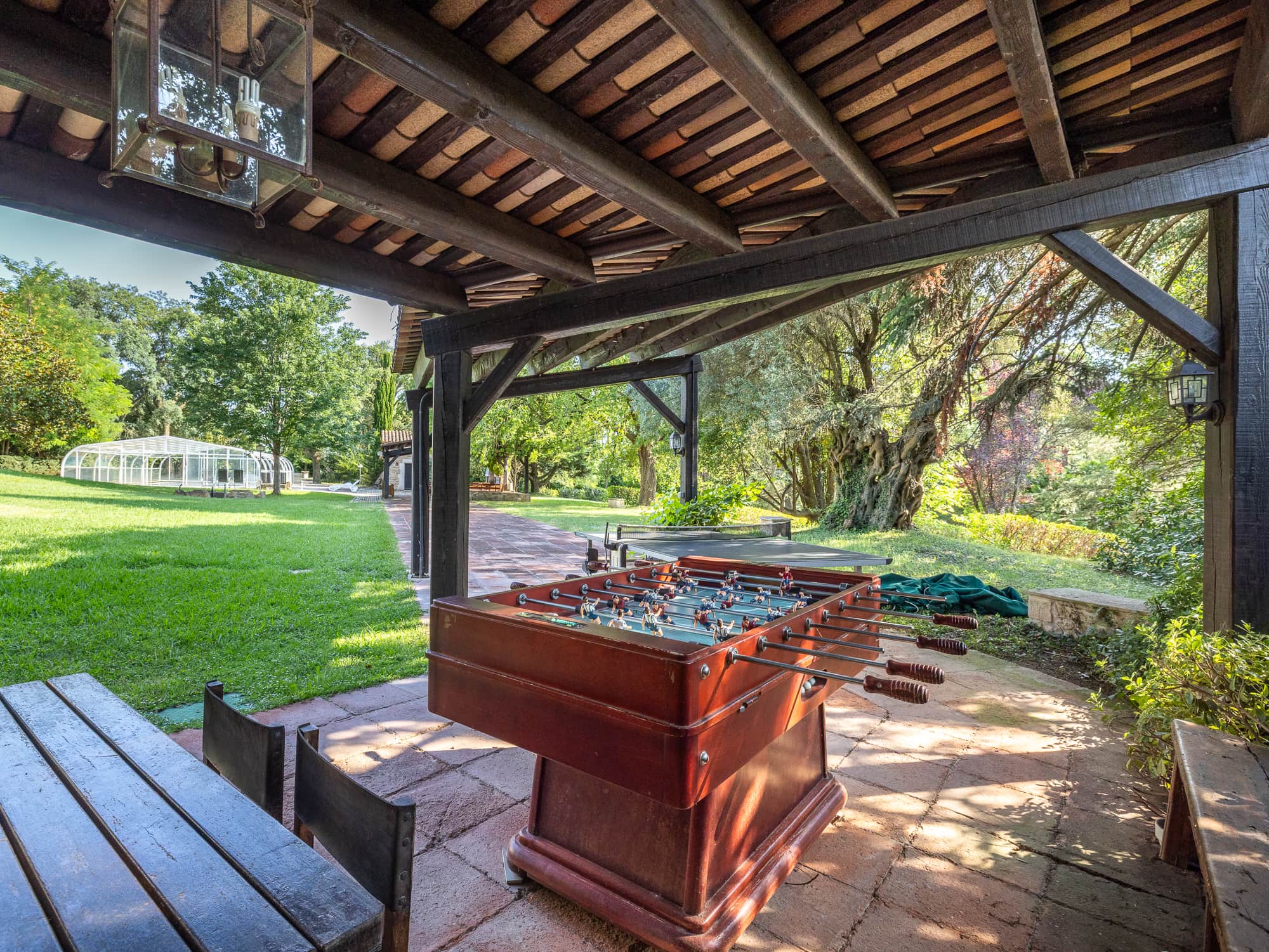 Ping pong y futbolín