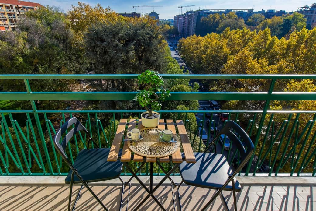 Close up of the external space, table with chairs, ideal for two people Close up of the external space, table with chairs, ideal for two people
