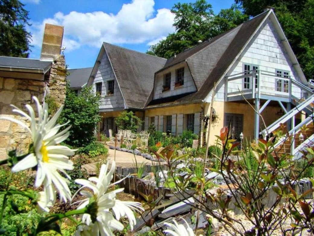 Le jardin de Saint Jean sous le soleil. Le jardin de Saint Jean sous le soleil.