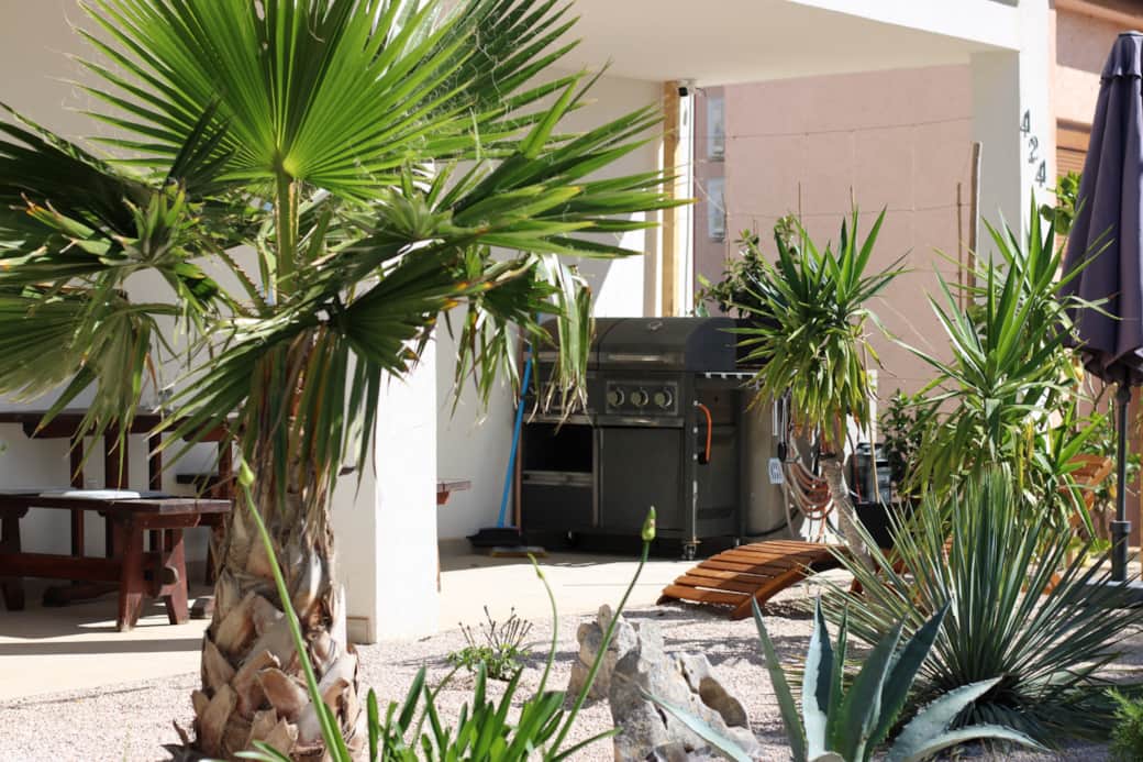 Apartment miran mudri dolac hvar garten 01