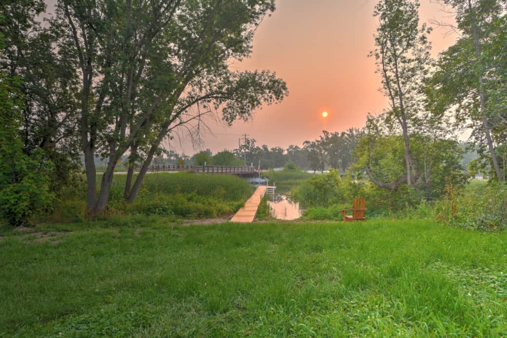 Large lot with great bridge views