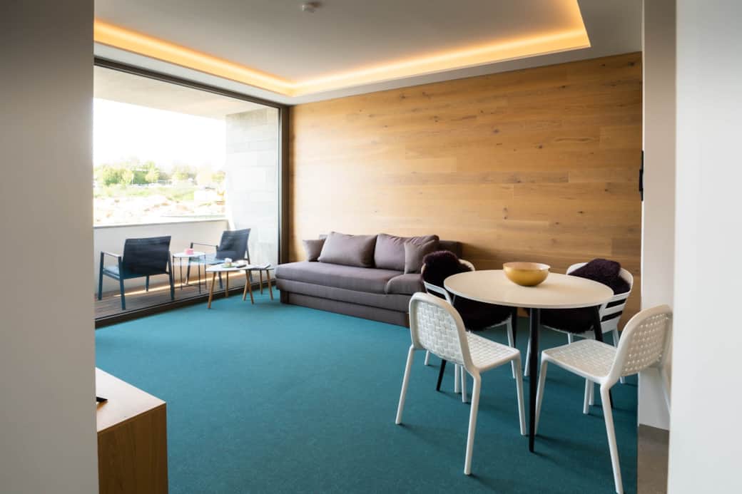 LAKESIDE - Apartment 4 