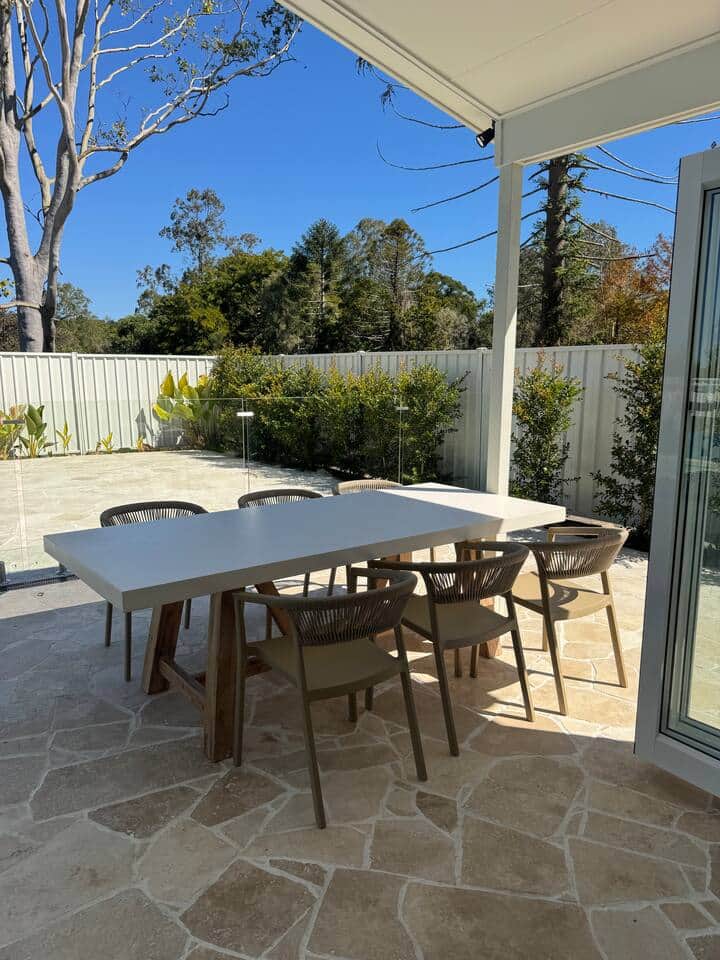 6 seater alfresco setting. Alfresco also includes 5 seater lounge suite, fire pit area and sun lounges from mid-late September (yet to be photographed, will update once arrived)