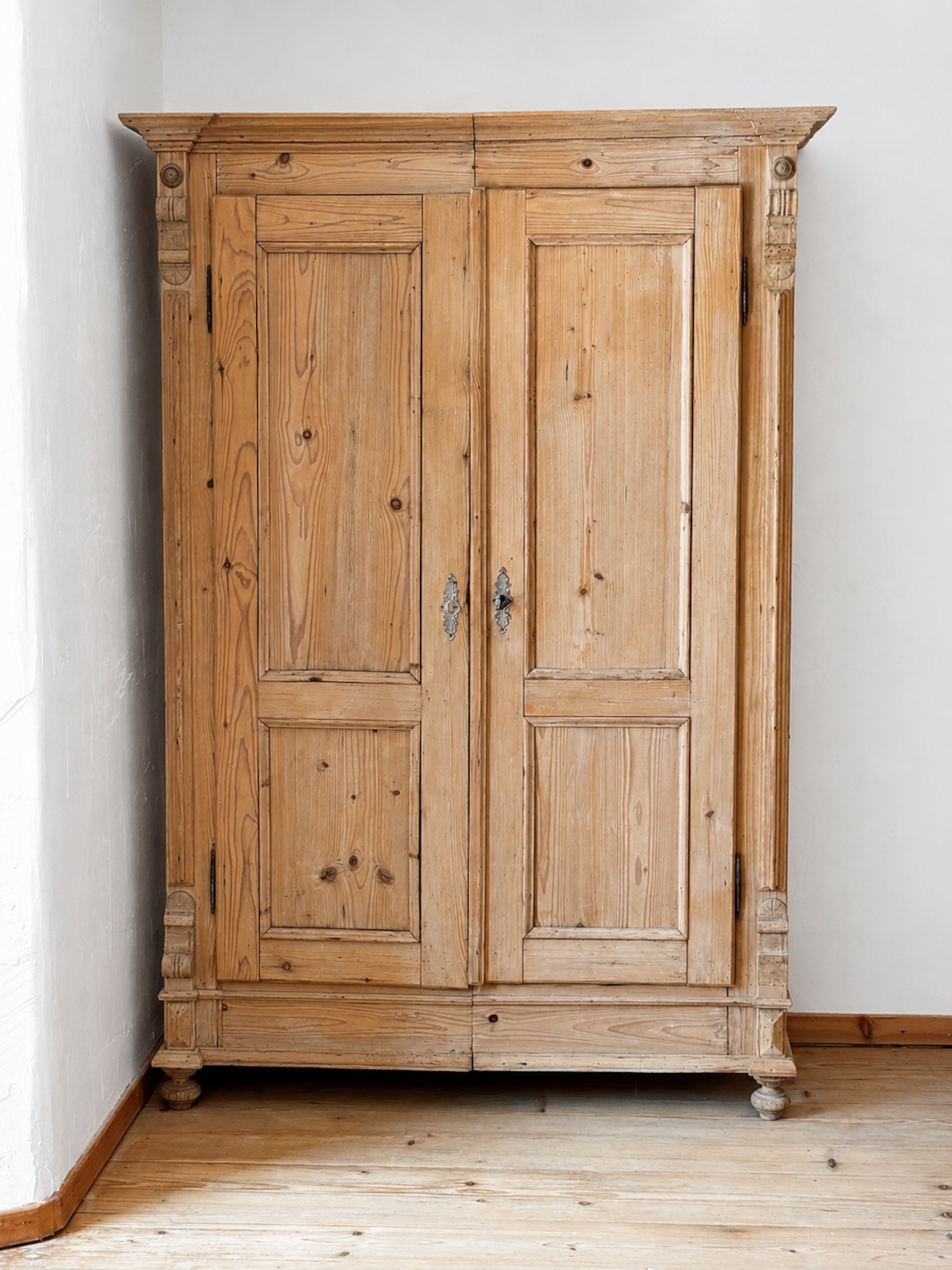 Schrank | Alpine-Style Wohnung Schrank | Alpine-Style Wohnung