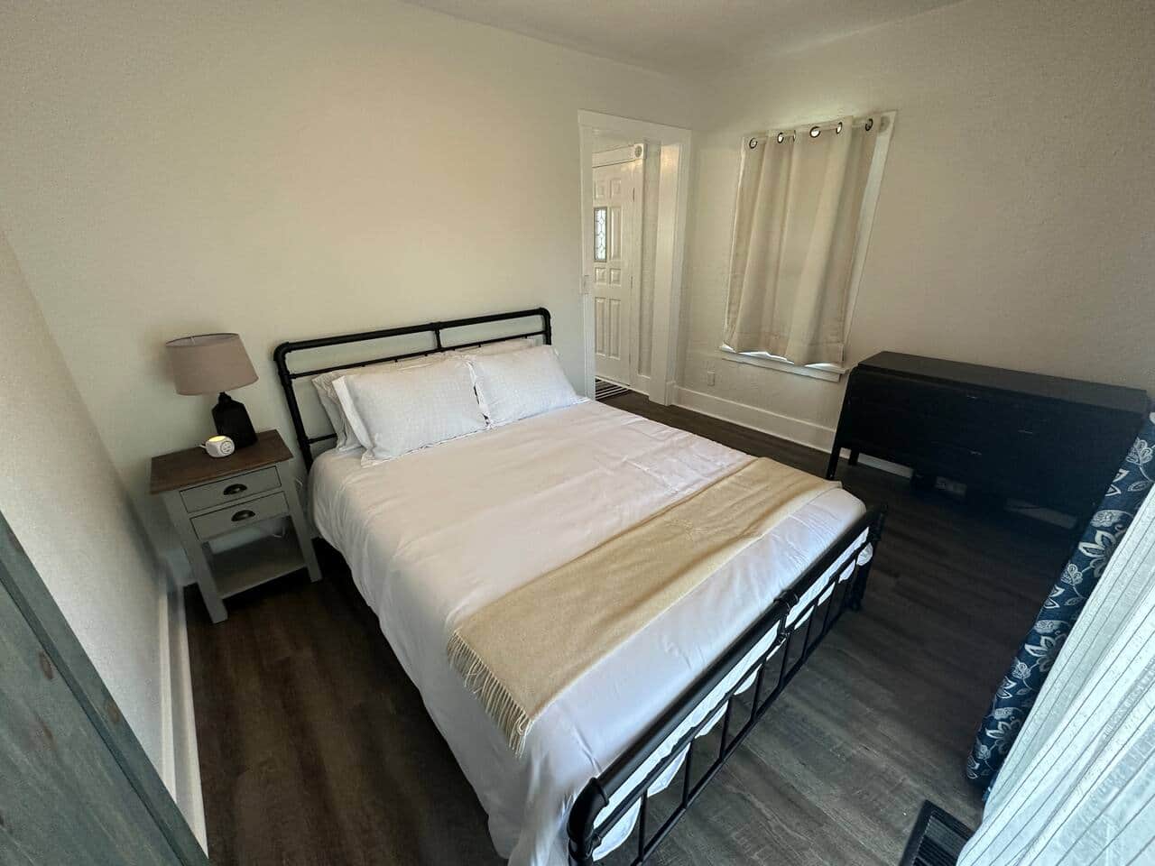 Heather's 5th Street detail