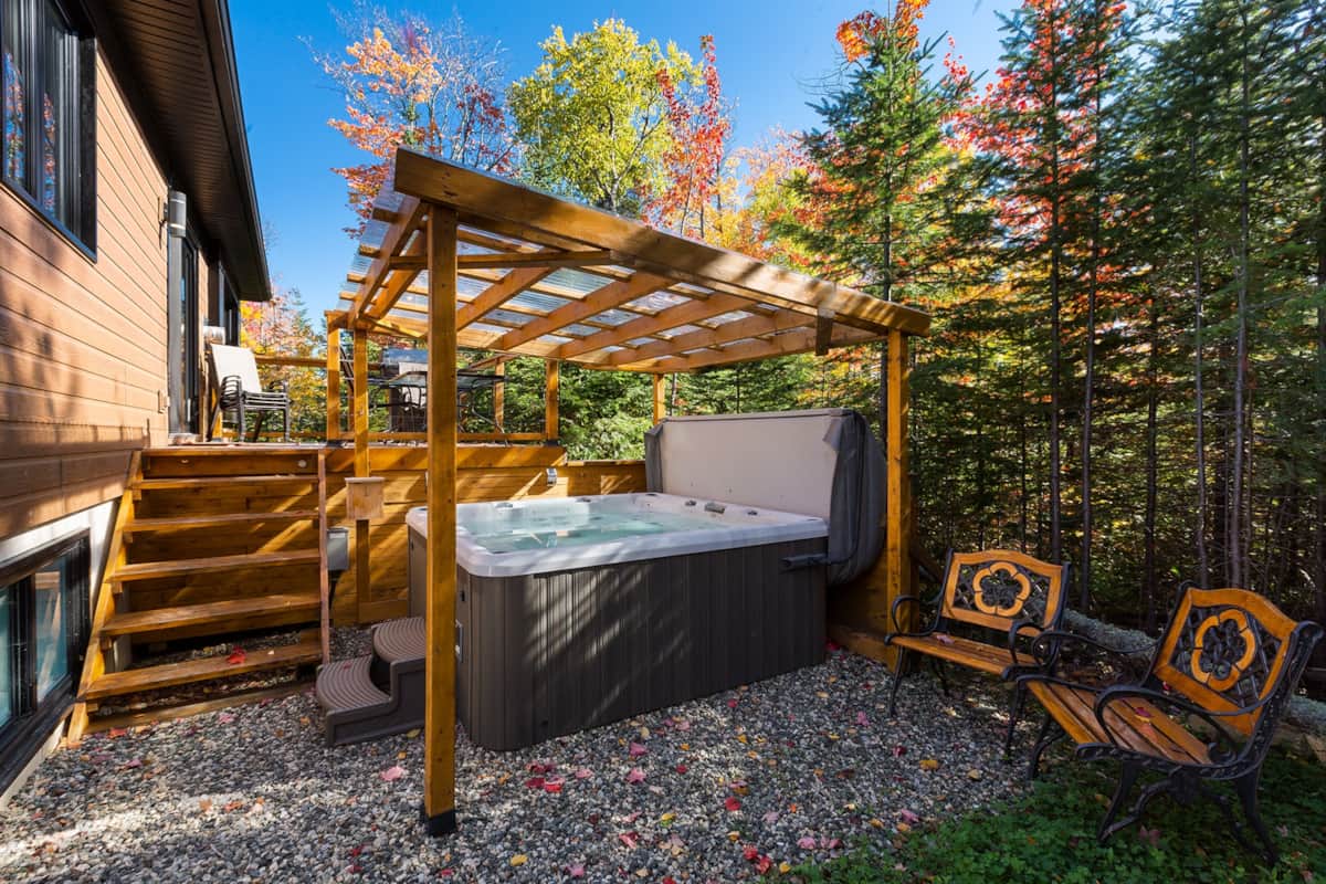 Relax area around the spa