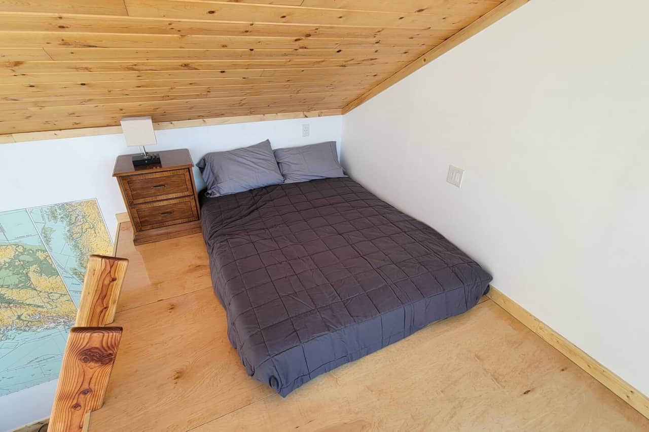 Bedroom/ Loft