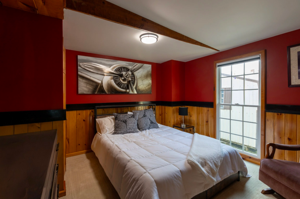 The Cozy Q Room