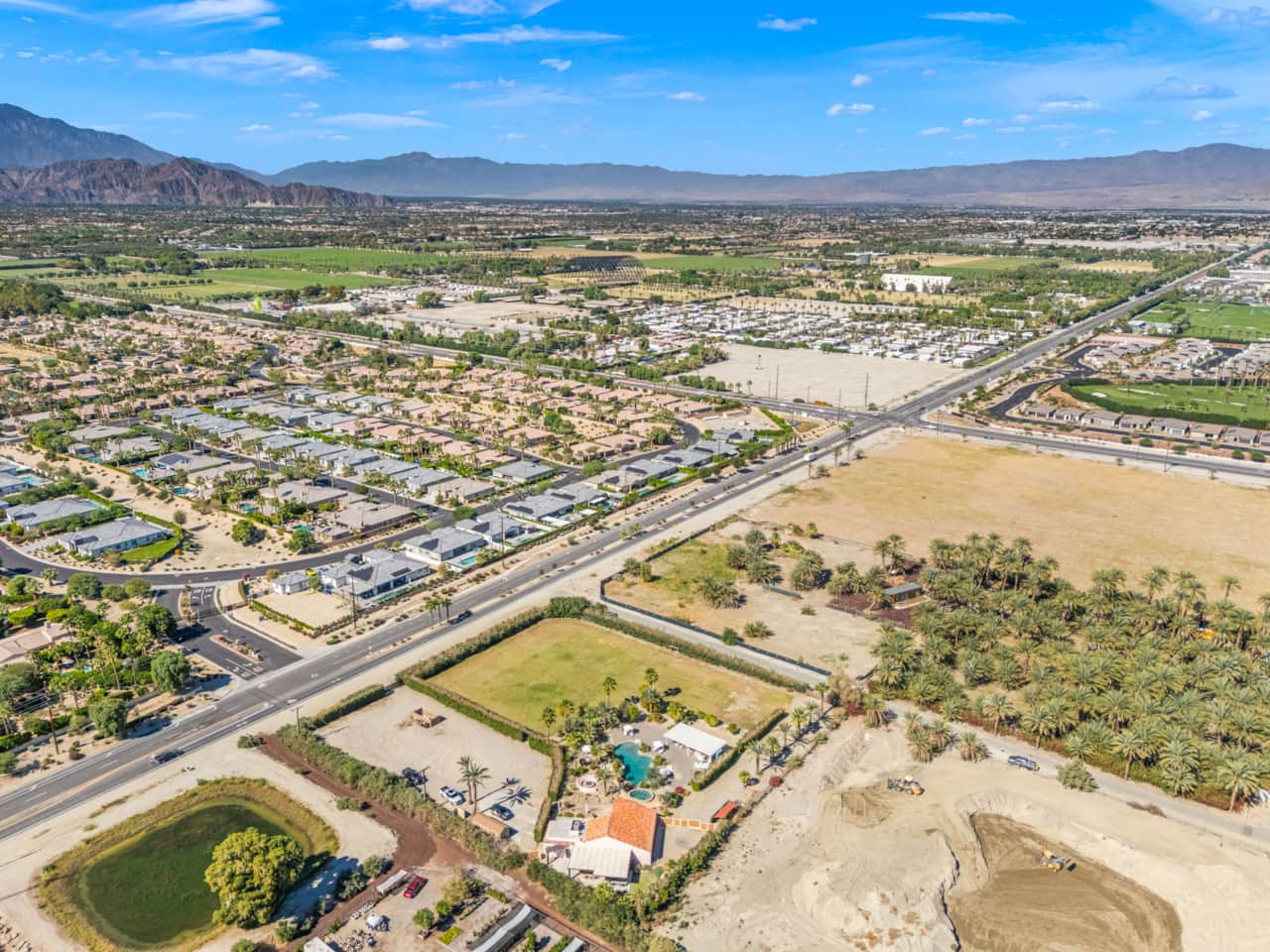 Unmatched corner estate proximity to April Major Music Festival Grounds
