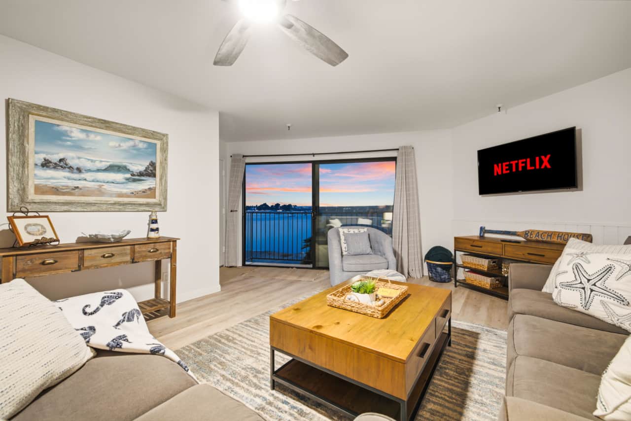 Living Room - Sunset Views Mission Bay