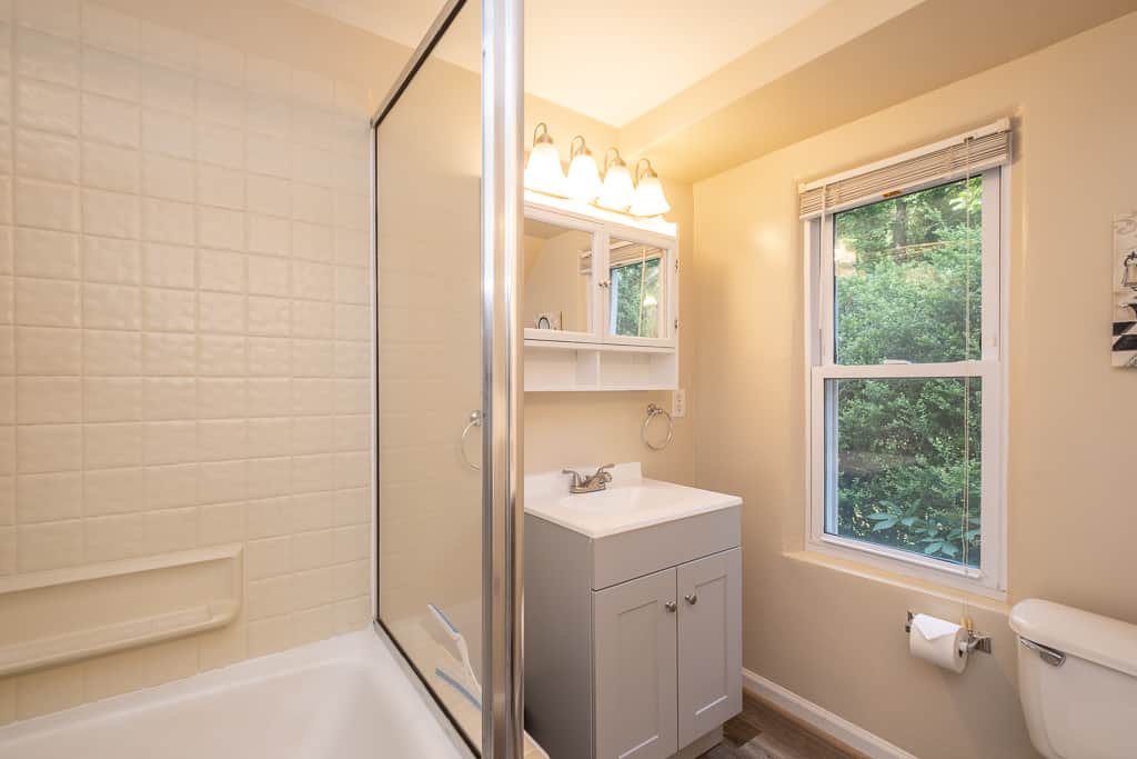 Bathroom Bathroom