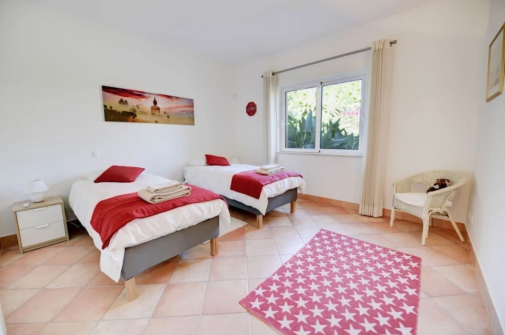 SecondBedroom2 ValeDaLama VillaCasaDaPalmeira