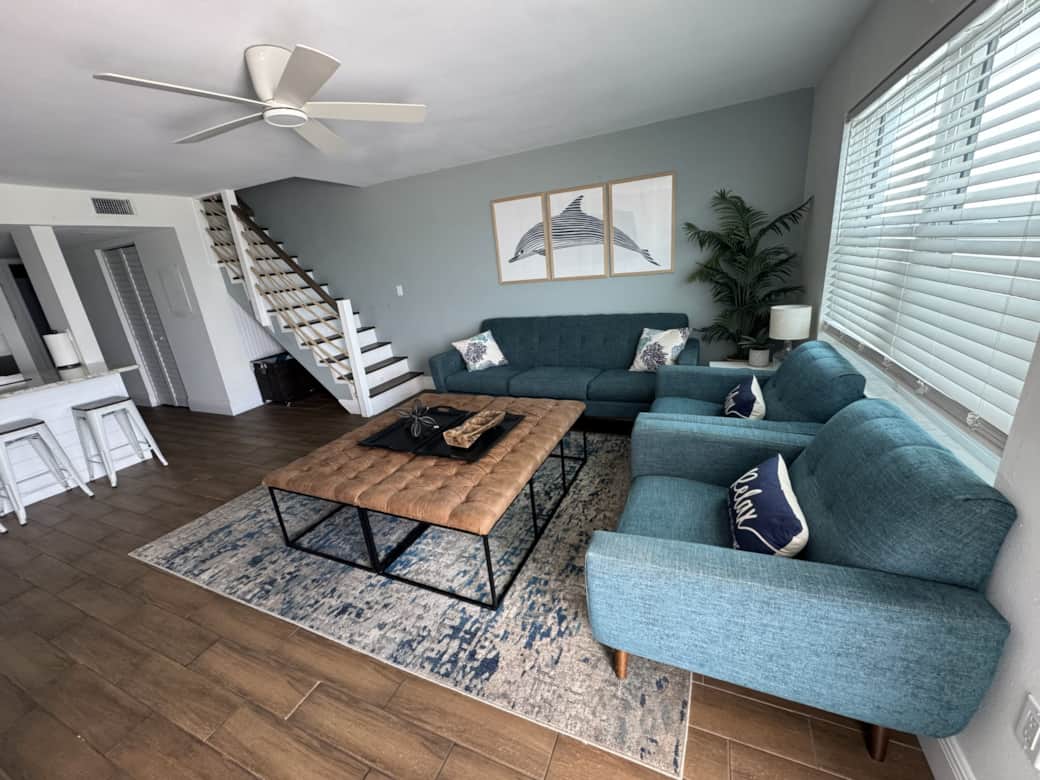 Comfortable living room to relax in after a day at the beach