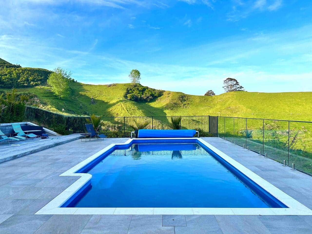 Solar heated 9 x 4m pool with views to die for! large industrial umbrella so you can enjoy lunch at the 8 seater table or have shade for the sunlounger and your book.,