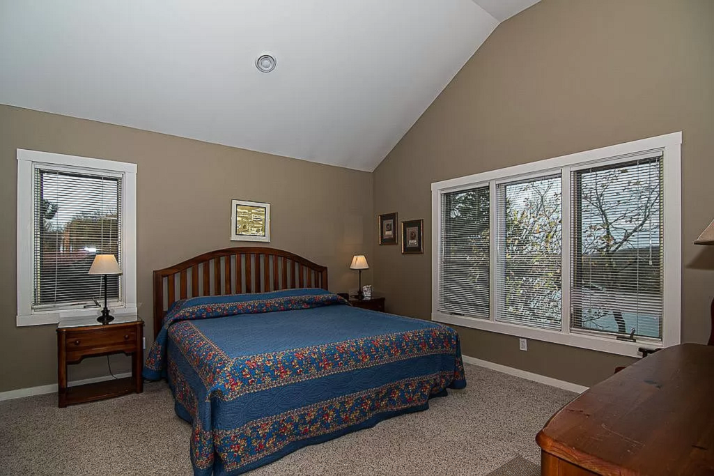 Upstairs bedroom #1