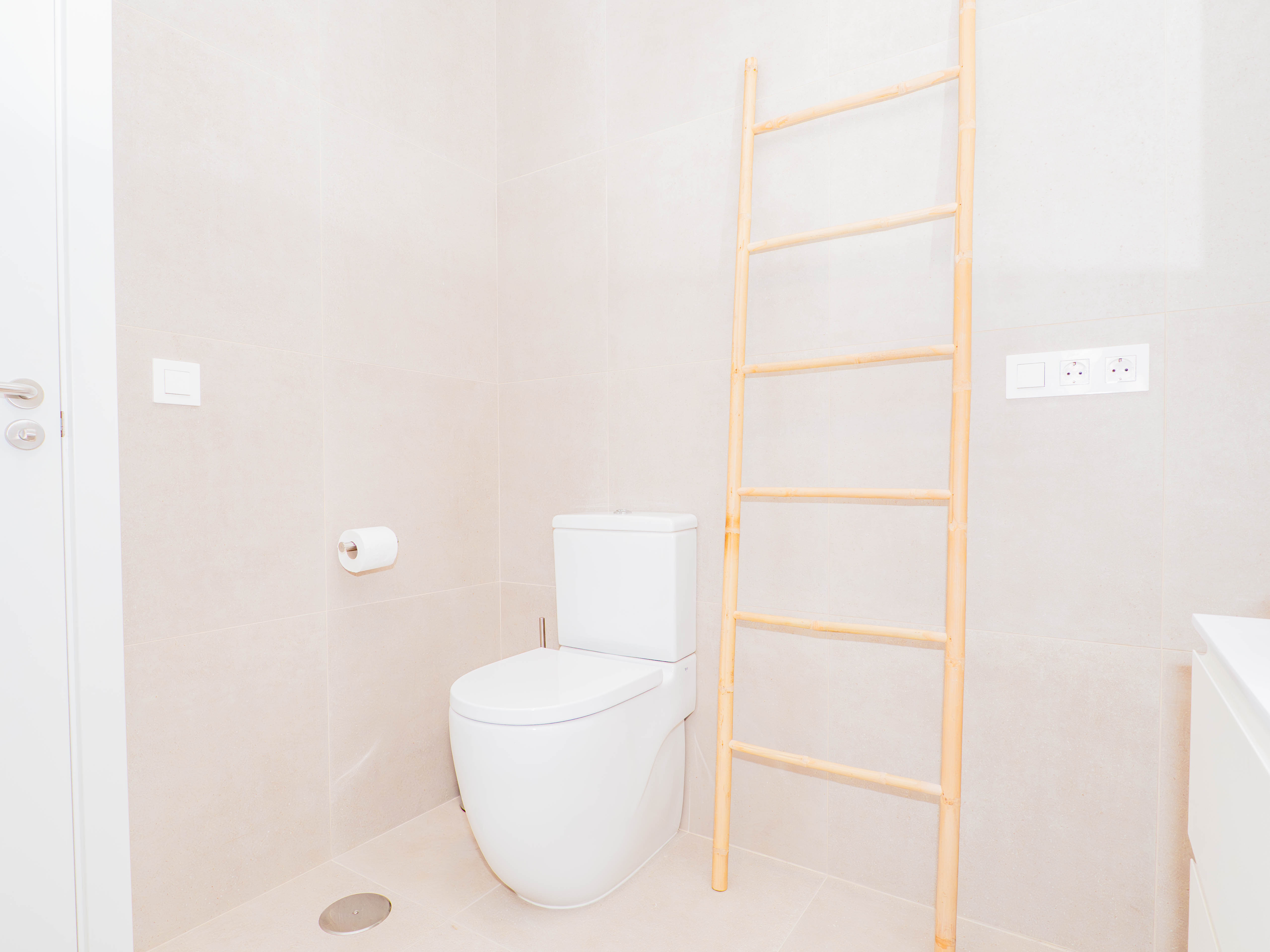 Pi y Margall Suite by YBH