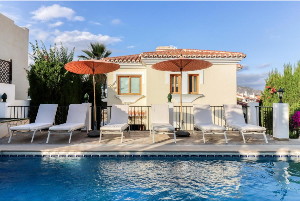 Terraza de la piscina