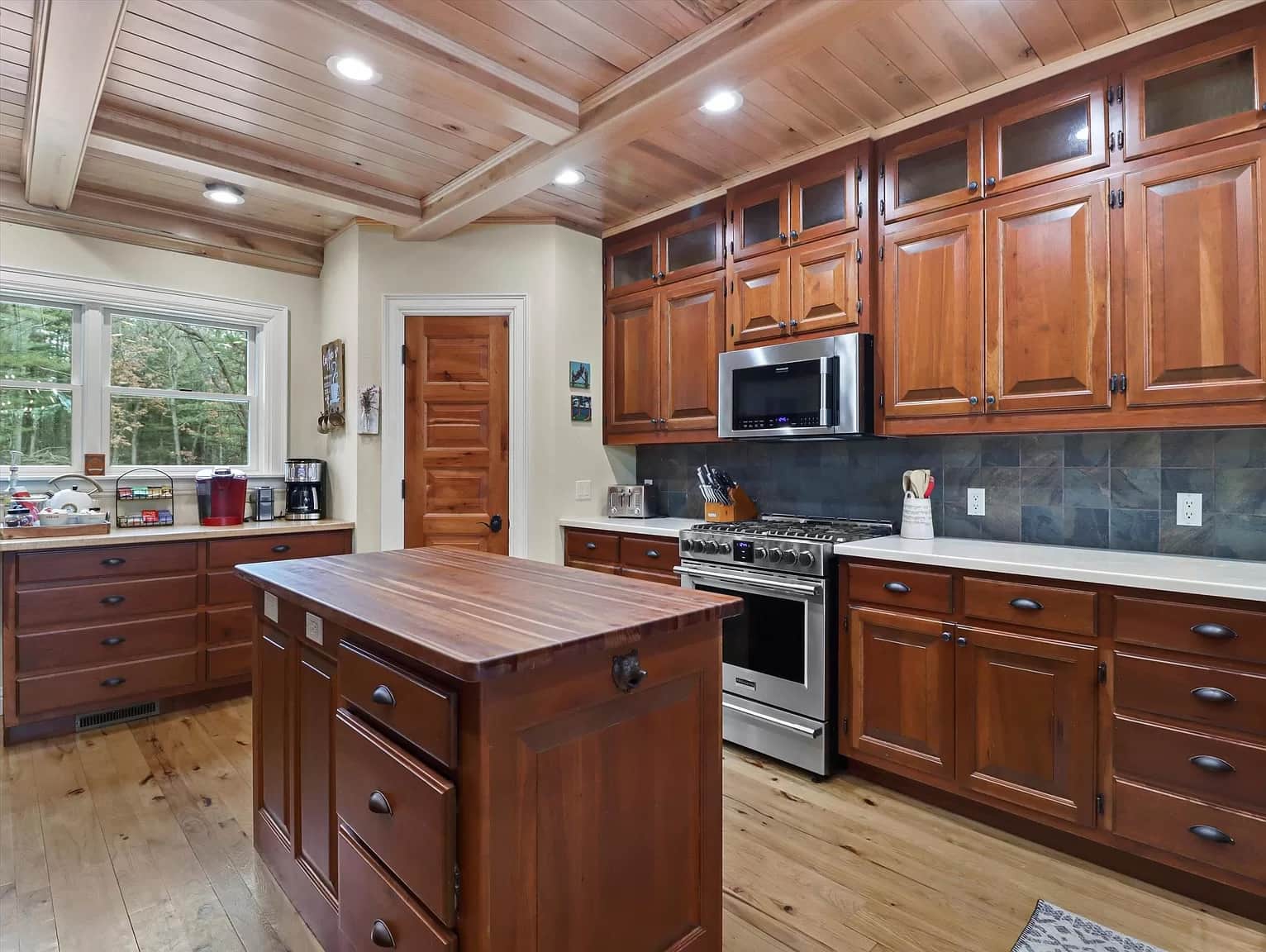 kitchen3.jpeg