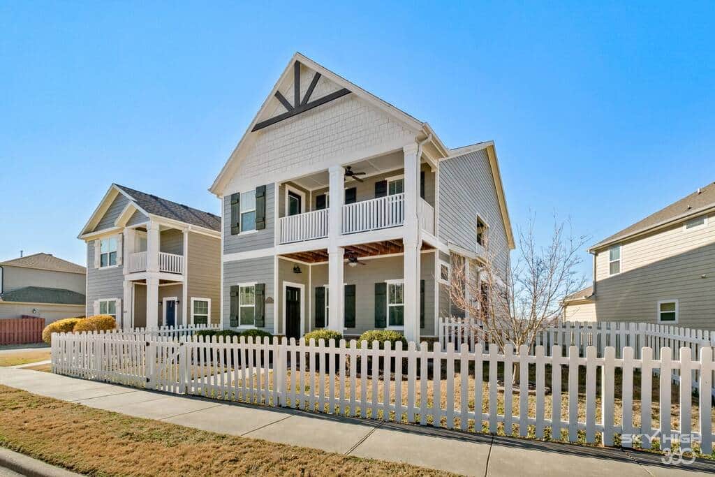 Neighbor's Nest by Native Host Neighbor's Nest by Native Host