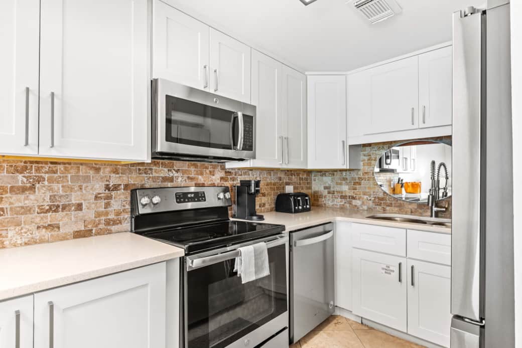Gulf front kitchen