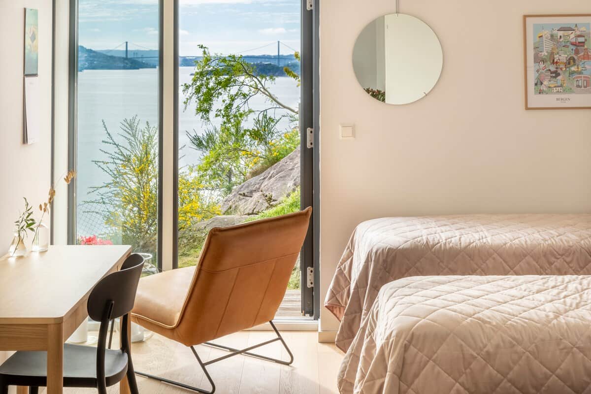 Bedroom with panoramic view in Bergen