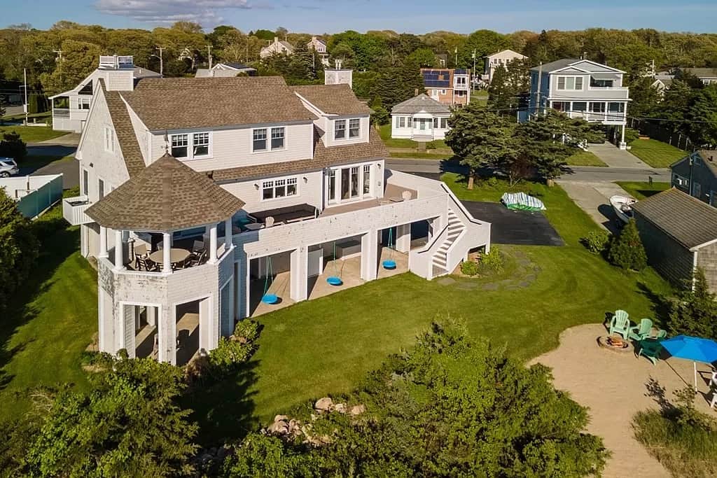Exterior Backyard