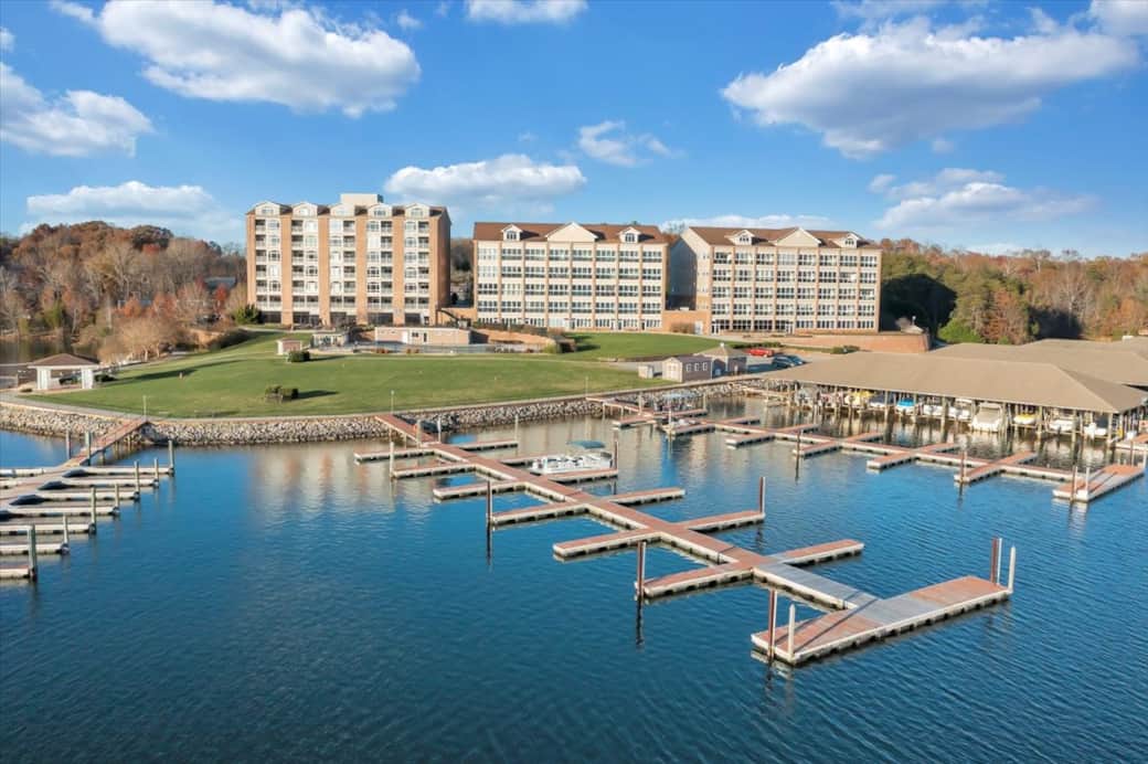 The Pointe
