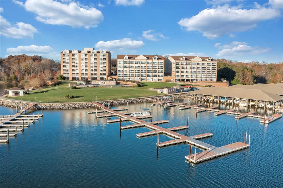 The Pointe