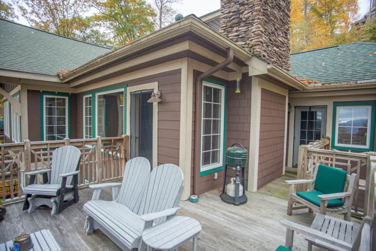 Outdoor Seating Area and Grill