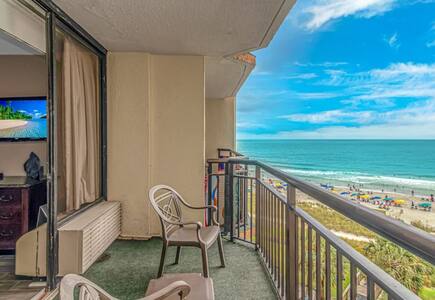 Oceanfront Views from the Balcony!