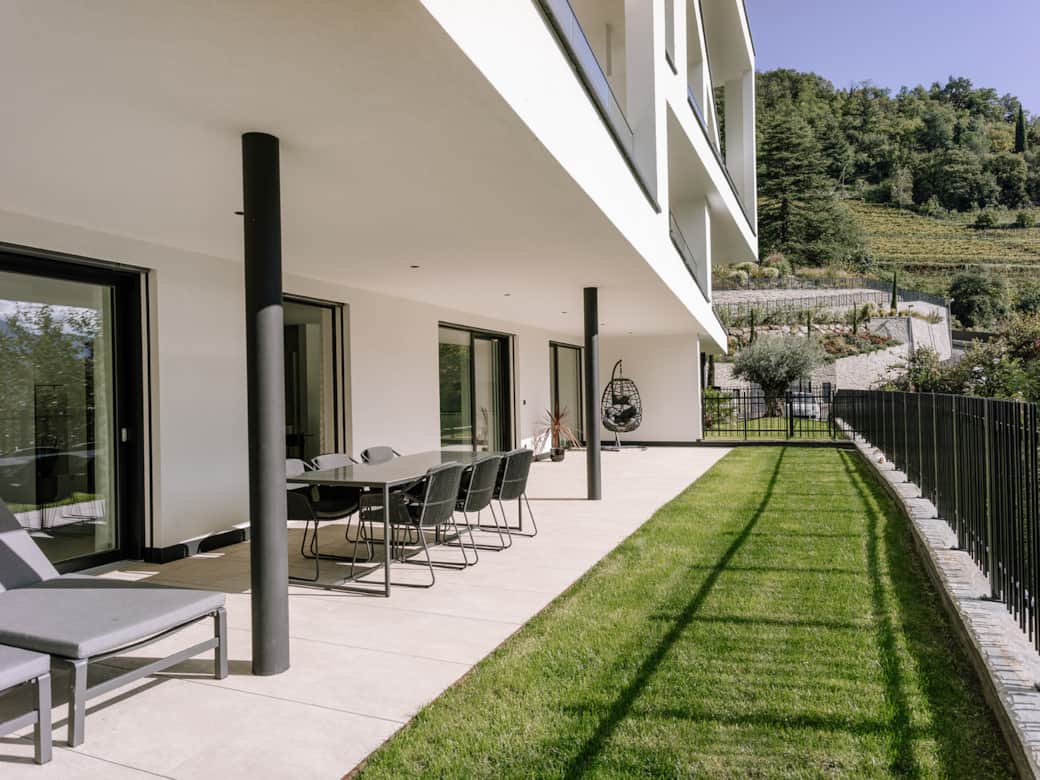 Privater Garten mit Essbereich Privater Garten mit Essbereich