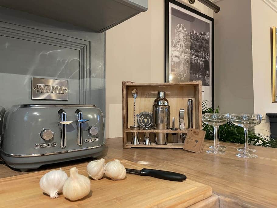 Toaster And Cocktail Making Set