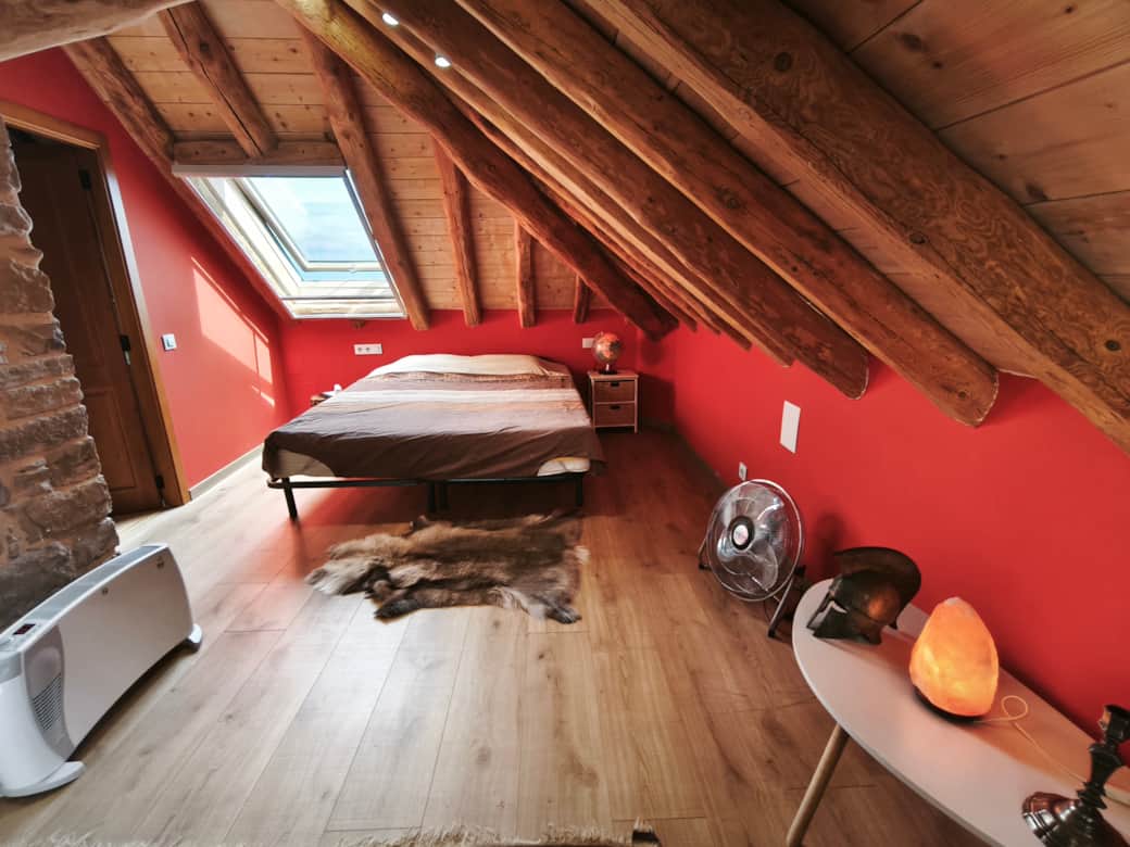 King-size bed