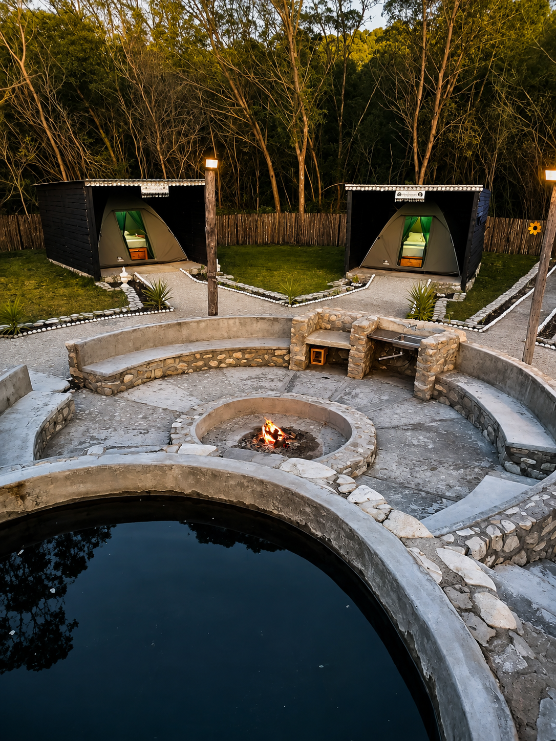 Firepit & wood-fired splash pool