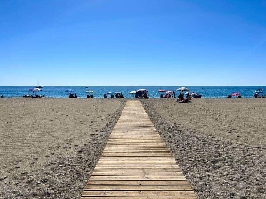 Acceso a la playa