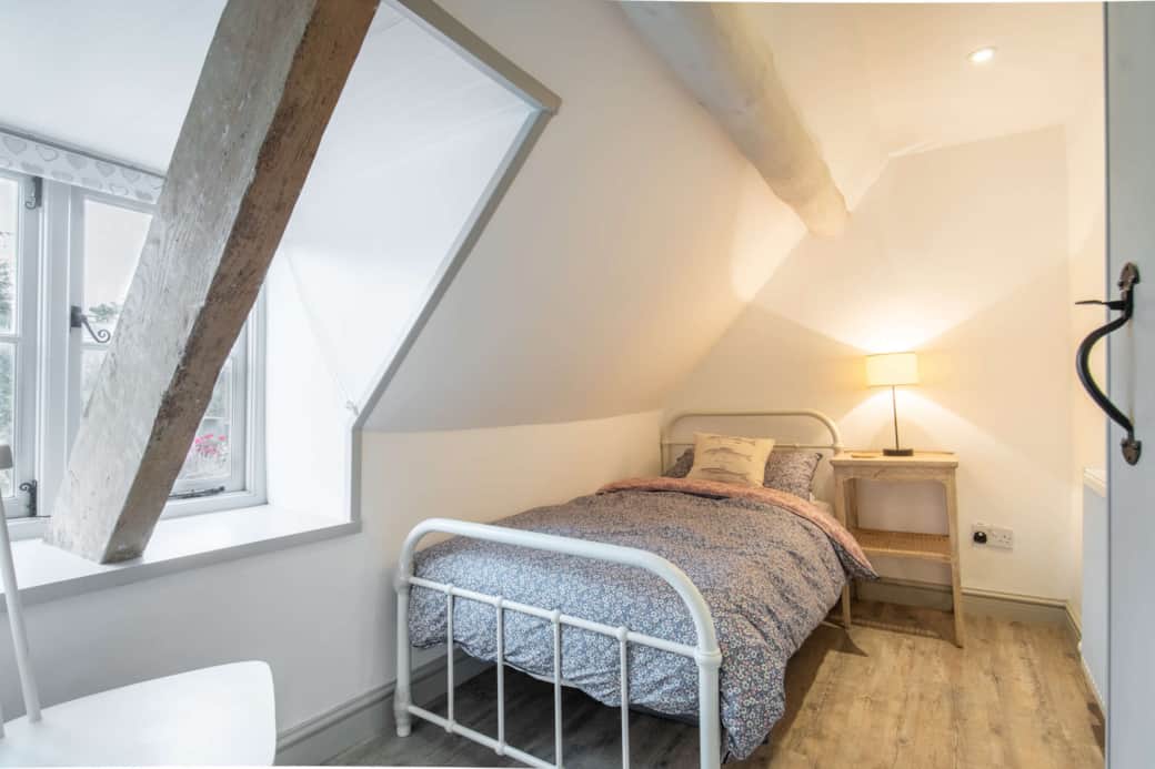 Single bedroom