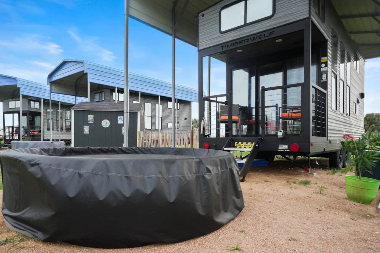 Personal plungie pool for each tiny home!