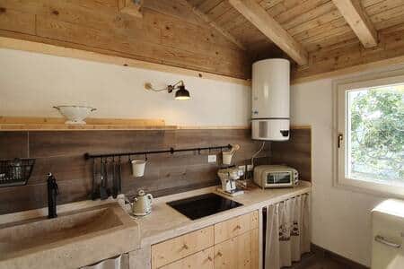 Le cucine sono in bio edilizia