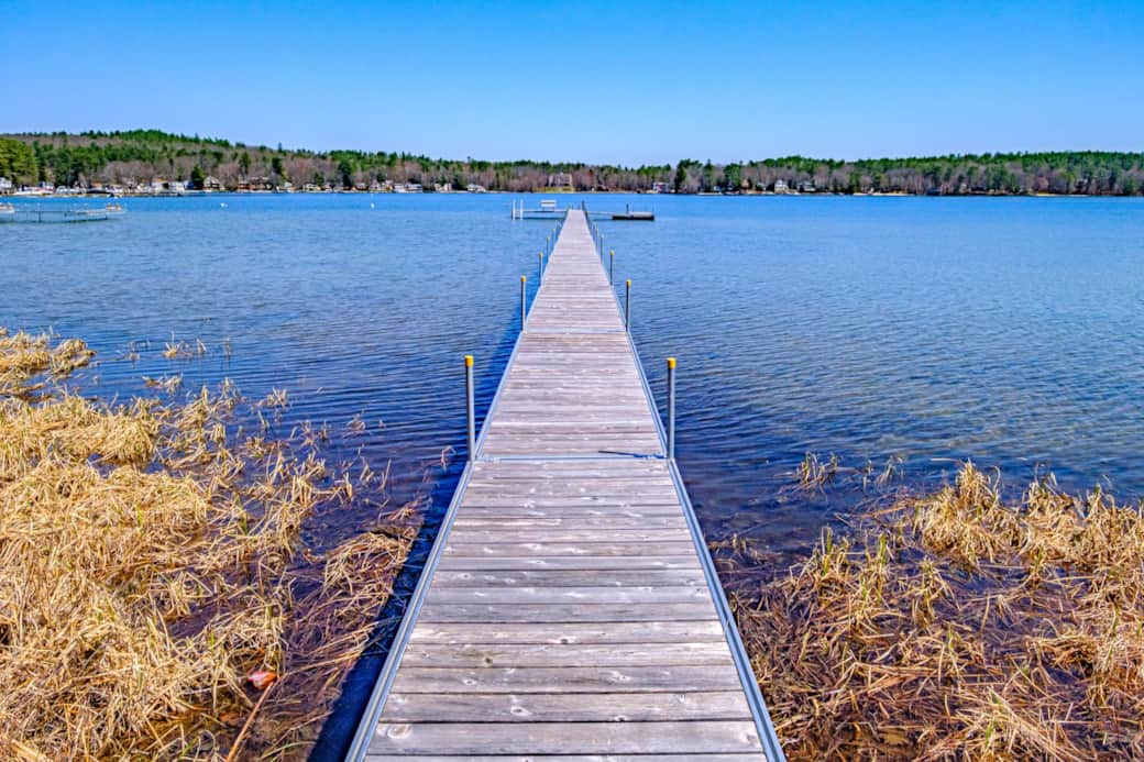 Point Overlook Waterfront in the Sebago Lake Basin Vacation Home in