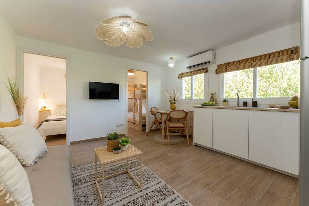 Cocina integrada con luz natrual