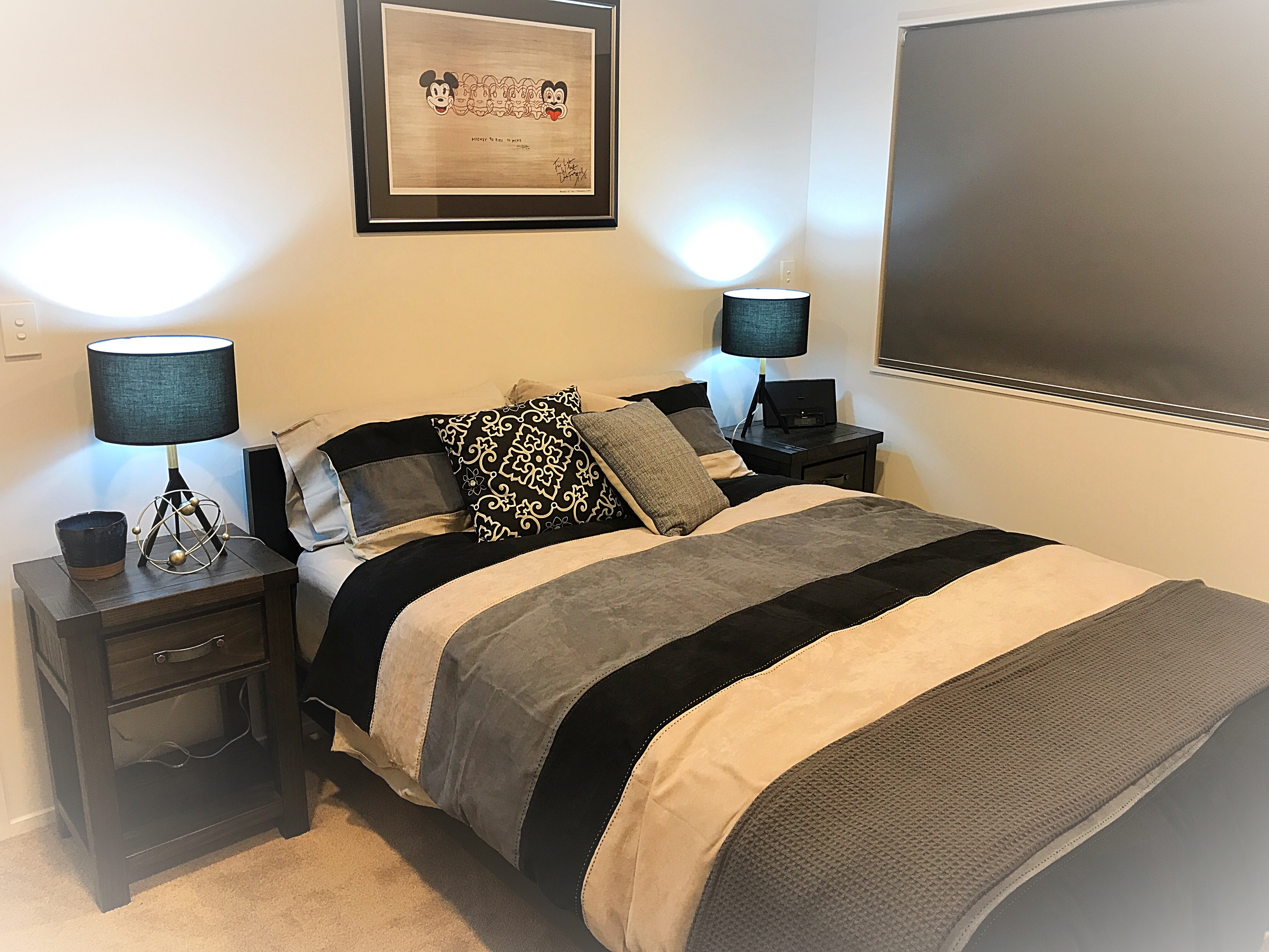 Deluxe Bedroom 1 Flatbush Holiday Accommodation