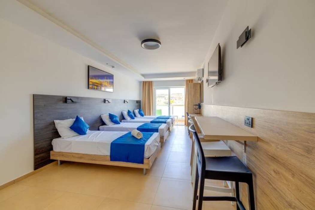 Bed for 4 persons