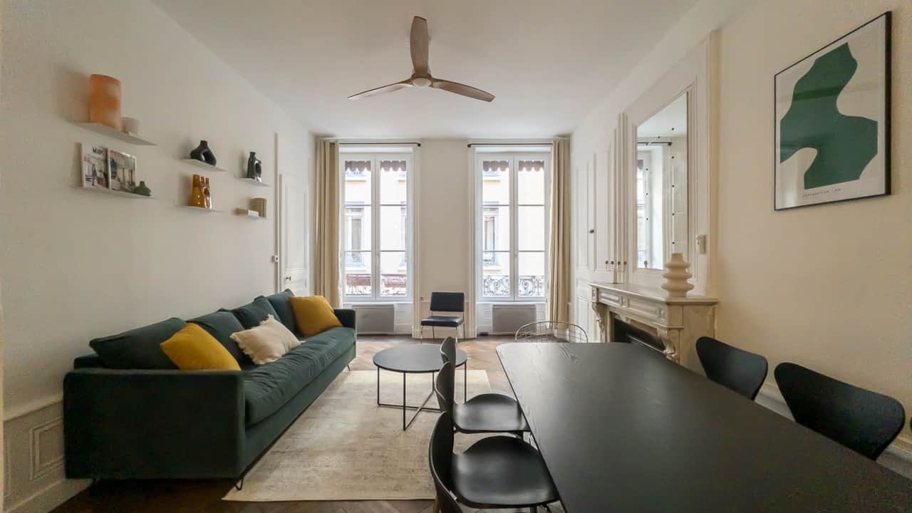 Living room with dining table