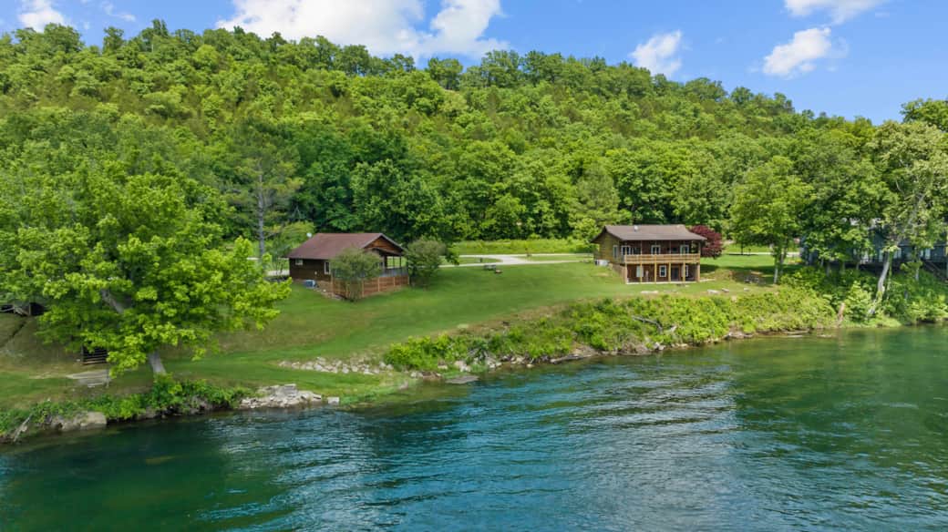Home [rimshoals.lodgify.com]