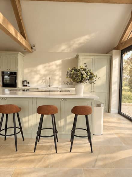 Living, dining and interior details