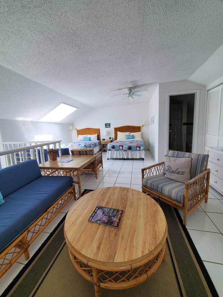 Upstairs loft 