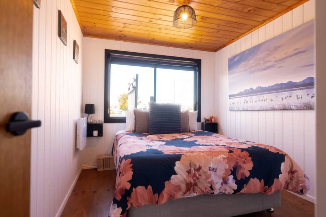 Stylish one bedroom home for couples in Coles Bay Stylish one bedroom home for couples in Coles Bay