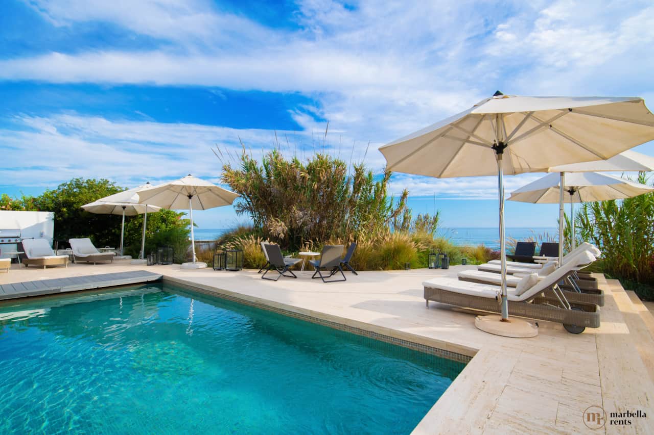 Private heated swimming pool.